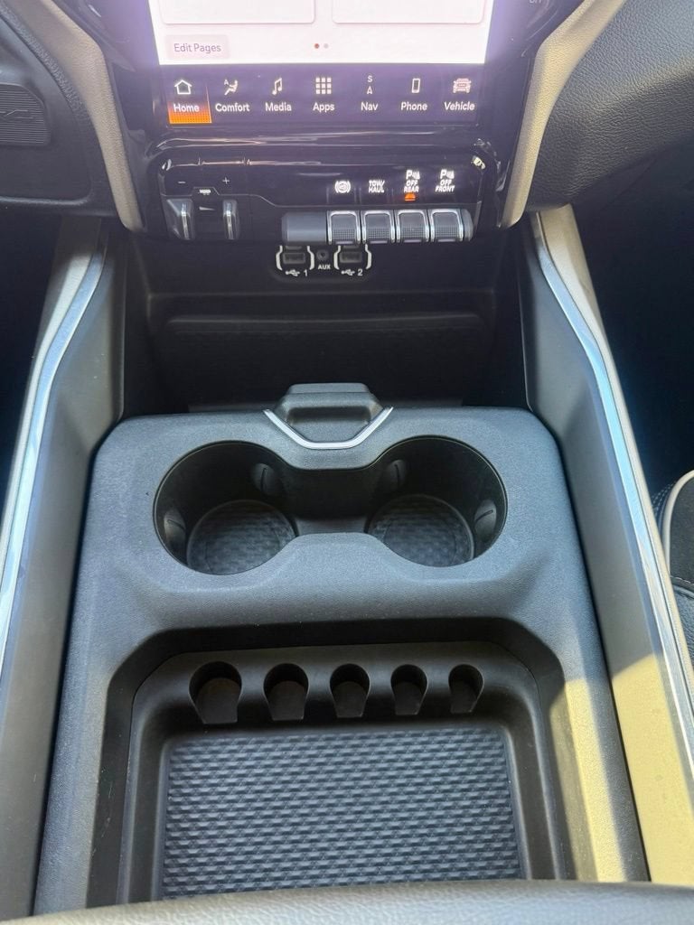 2024 RAM 3500 Laramie