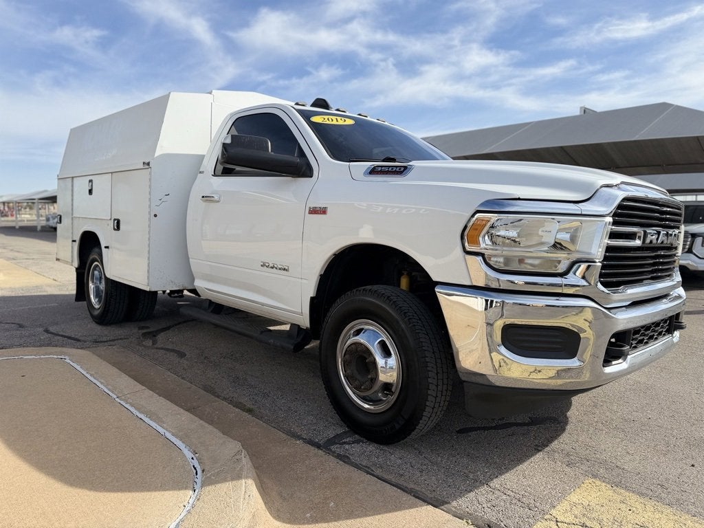 2019 RAM 3500 Chassis Cab SLT