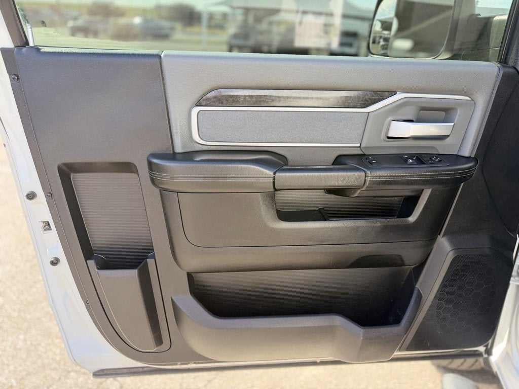 2019 RAM 3500 Chassis Cab SLT