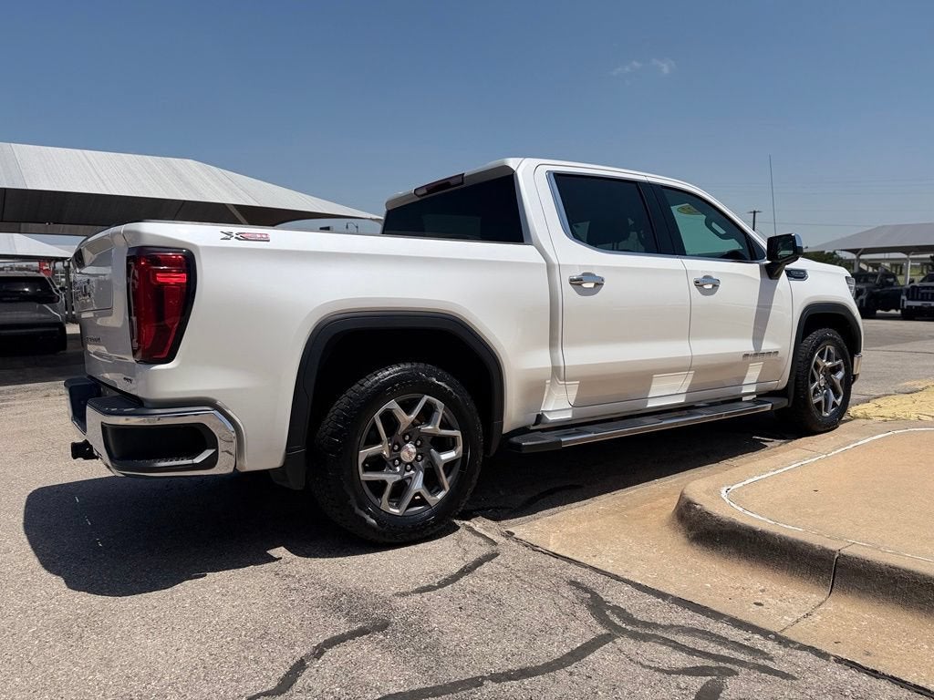 2022 GMC Sierra 1500 SLT