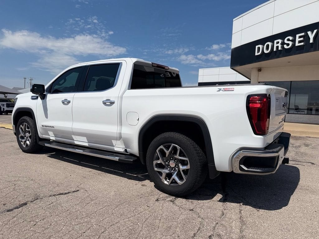 2024 GMC Sierra 1500 SLT