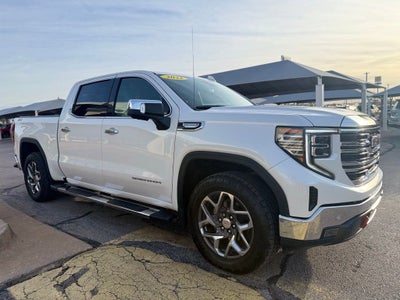 2022 GMC Sierra 1500 SLT