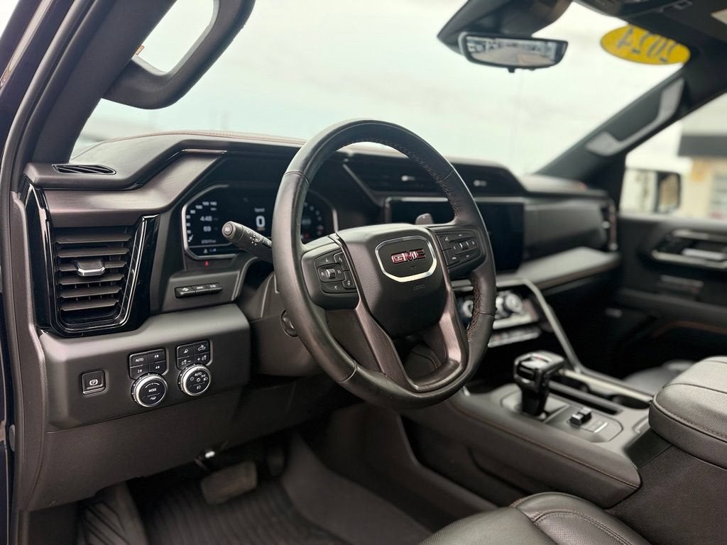 2024 GMC Sierra 1500 AT4