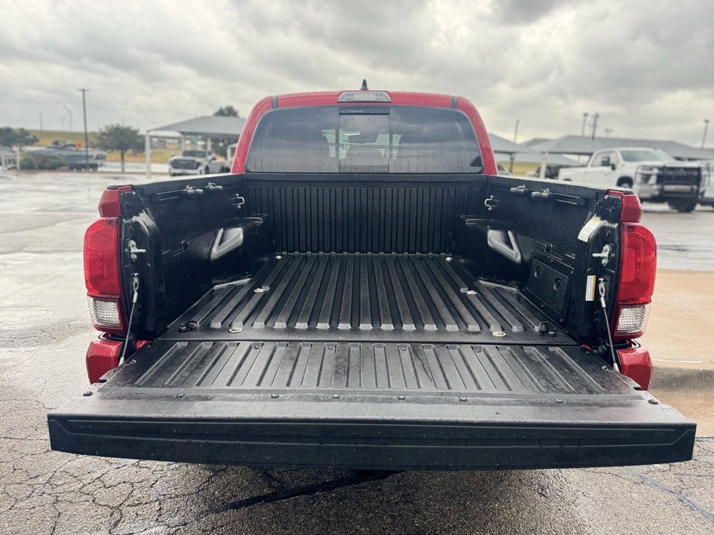 2022 Toyota Tacoma 4WD SR