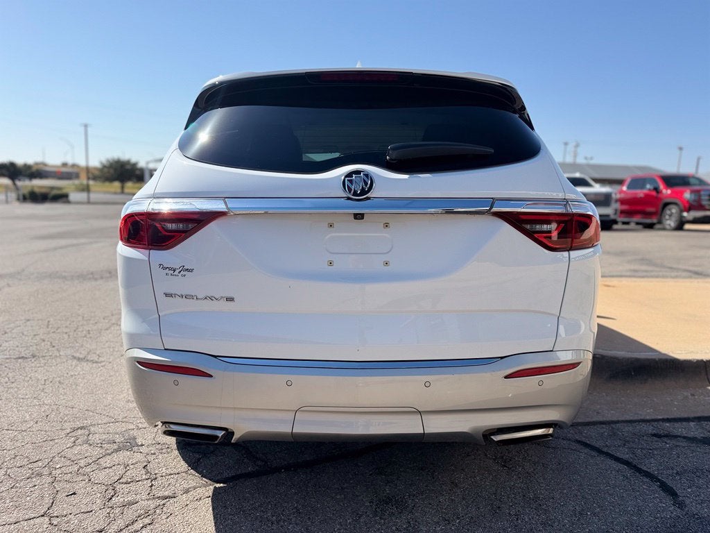 2023 Buick Enclave Essence