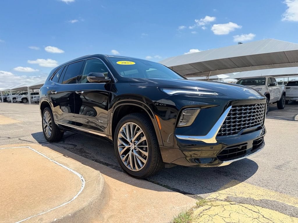 2025 Buick Enclave Avenir