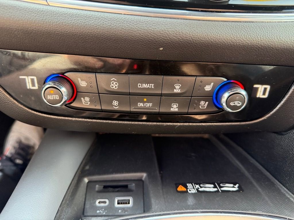 2024 Buick Enclave Premium