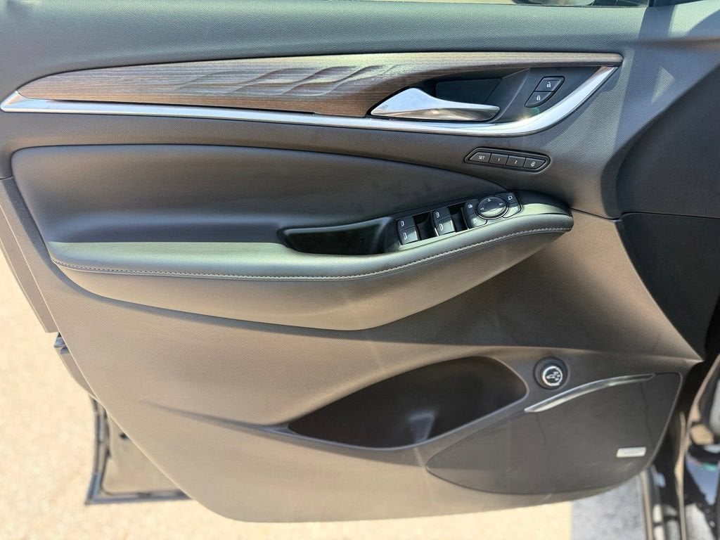 2024 Buick Enclave Avenir