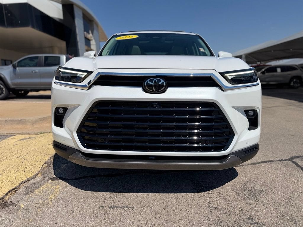 2025 Toyota Grand Highlander XLE