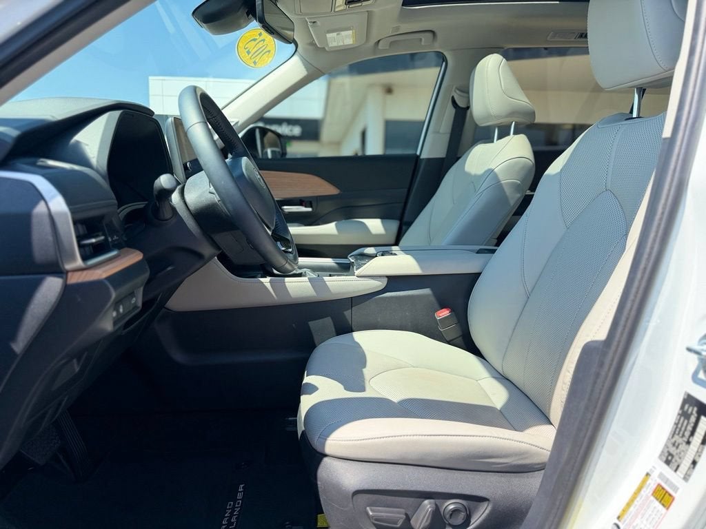 2025 Toyota Grand Highlander XLE
