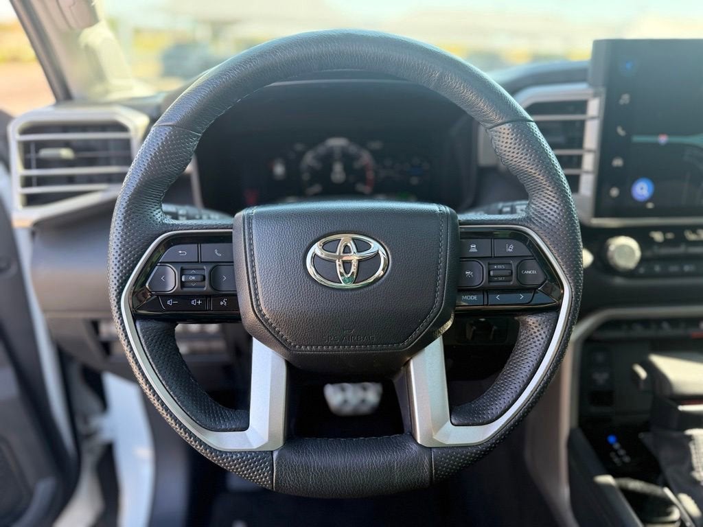 2024 Toyota Sequoia SR5