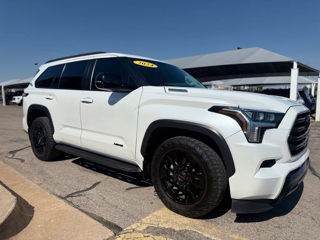 2024 Toyota Sequoia SR5
