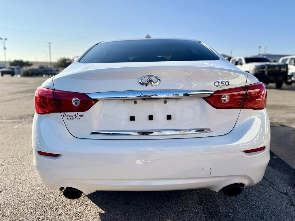 2015 INFINITI Q50 Premium