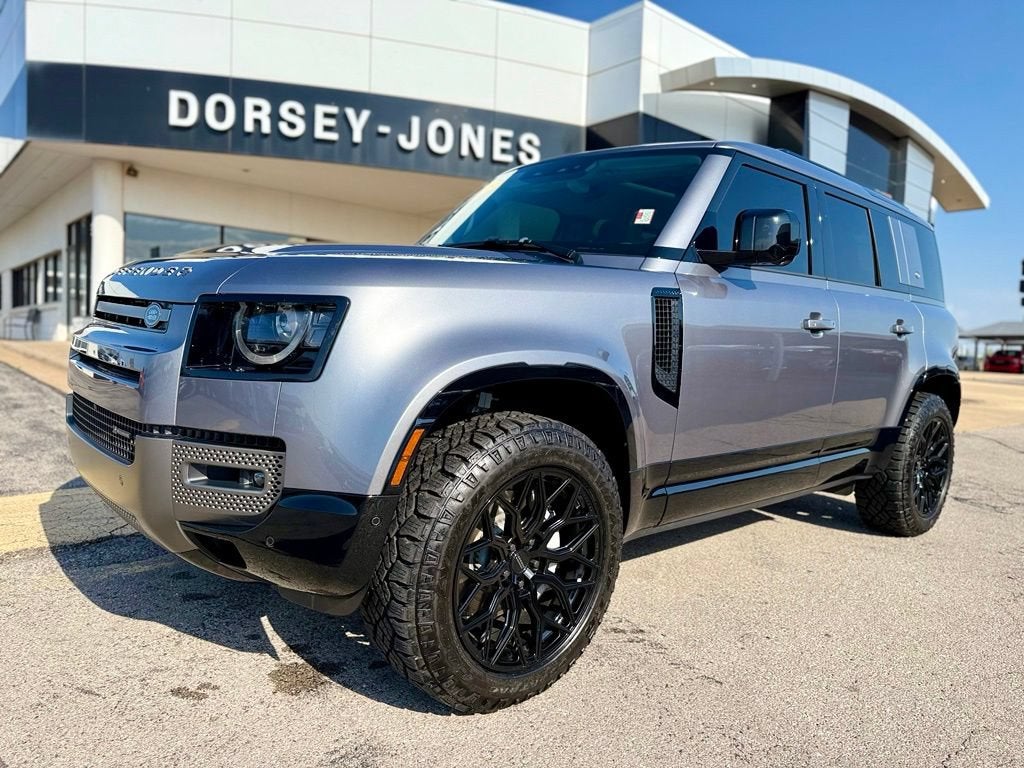 2023 Land Rover Defender X-Dynamic SE