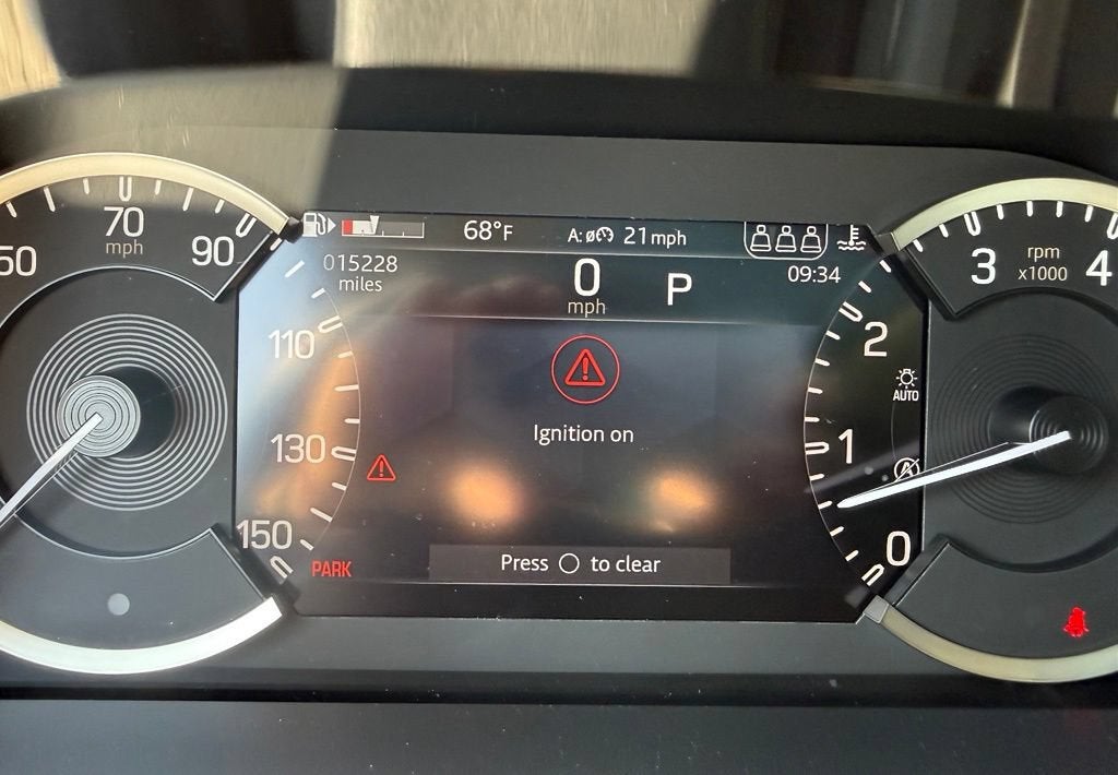 2023 Land Rover Defender X-Dynamic SE