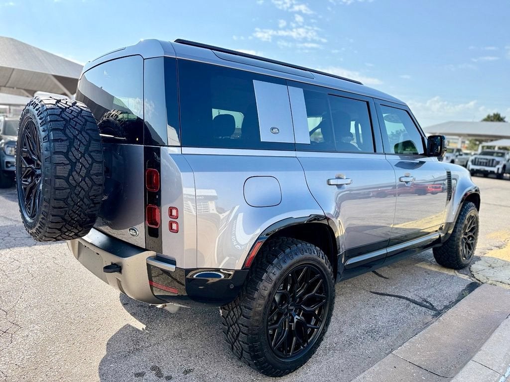 2023 Land Rover Defender X-Dynamic SE