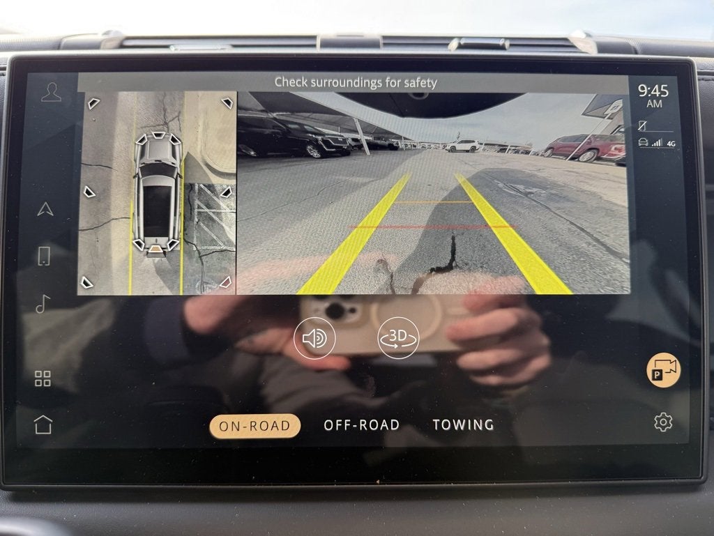 2024 Land Rover Defender Outbound