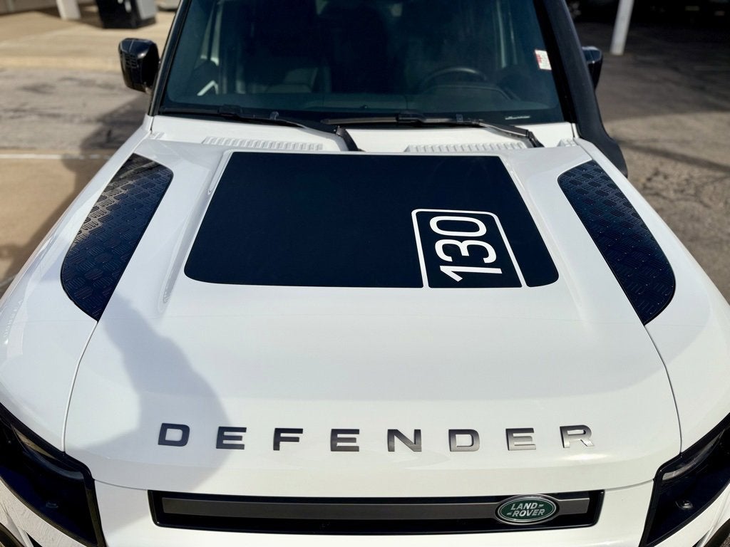 2024 Land Rover Defender Outbound