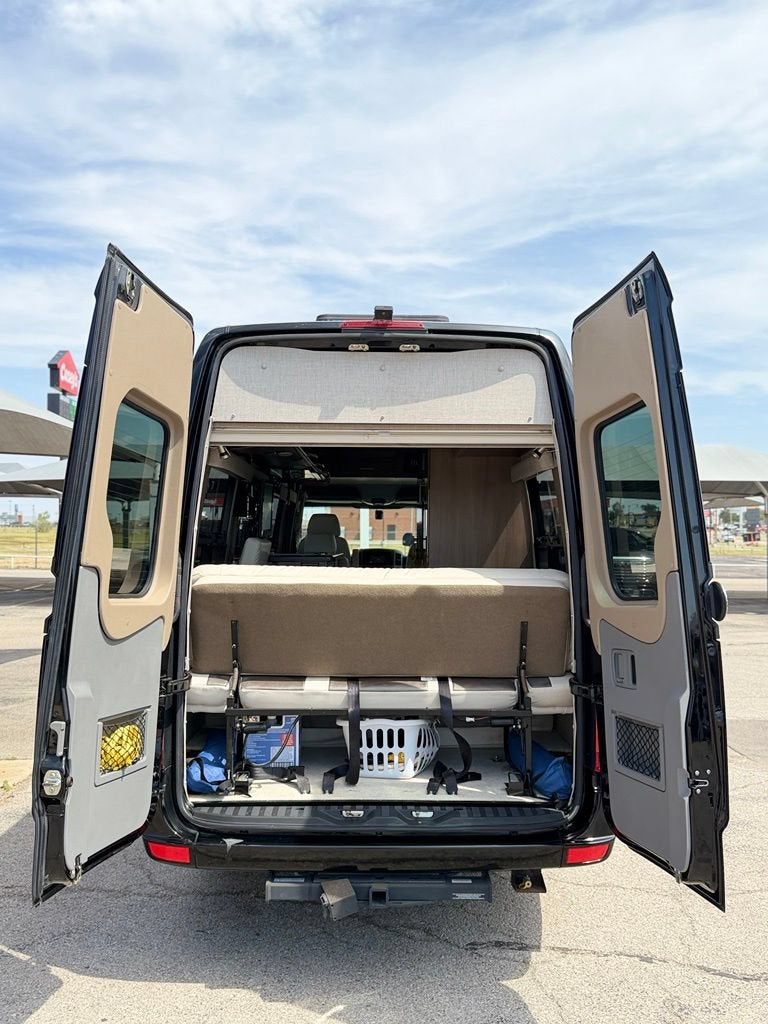 2015 Mercedes-Benz Sprinter Chassis-Cabs 2WD REG CAB 170"